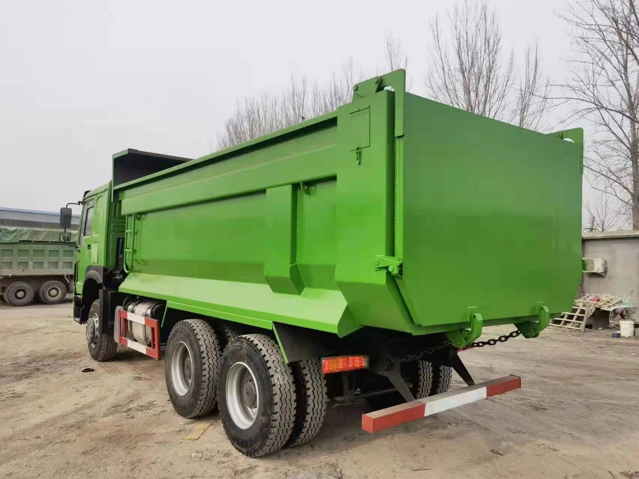 SINOTRUK Howo 6x4 Dump truck 371hp - Kiper: slika SINOTRUK Howo 6x4 Dump truck 371hp - Kiper SINOTRUK Howo 6x4 Dump truck 371hp - Kiper: slika SINOTRUK Howo 6x4 Dump truck 371hp - Kiper