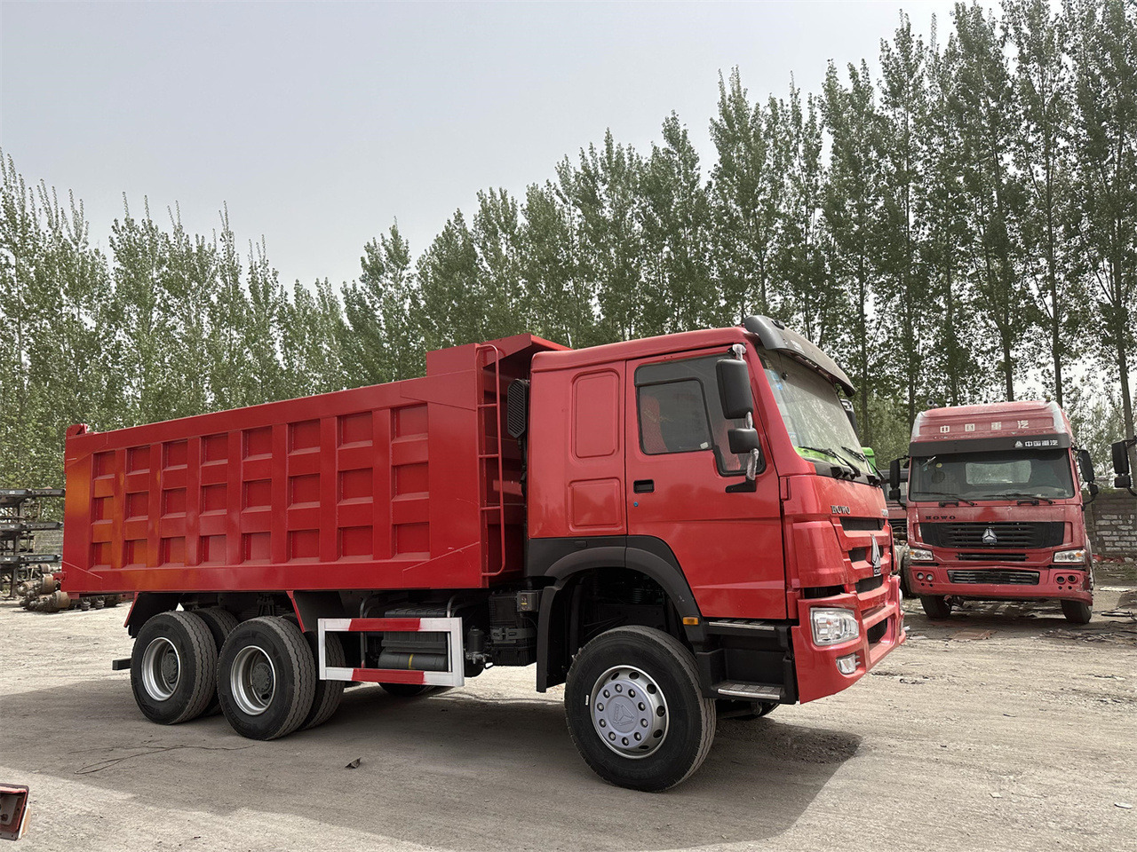 SINOTRUK Howo Dump truck 371 - Kiper: slika SINOTRUK Howo Dump truck 371 - Kiper SINOTRUK Howo Dump truck 371 - Kiper: slika SINOTRUK Howo Dump truck 371 - Kiper