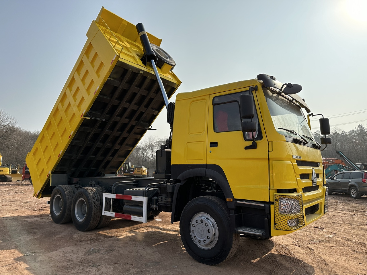 SINOTRUK Howo Dump truck 371hp - Kiper: slika SINOTRUK Howo Dump truck 371hp - Kiper SINOTRUK Howo Dump truck 371hp - Kiper: slika SINOTRUK Howo Dump truck 371hp - Kiper