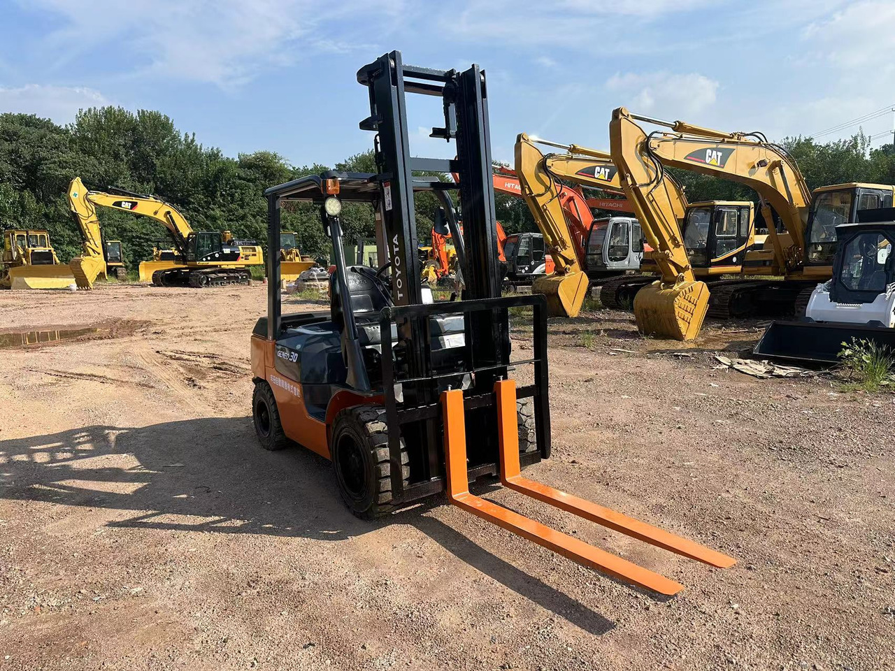 TOYOTA GENEO30 forklift - Diesel viličar: slika TOYOTA GENEO30 forklift - Diesel viličar TOYOTA GENEO30 forklift - Diesel viličar: slika TOYOTA GENEO30 forklift - Diesel viličar