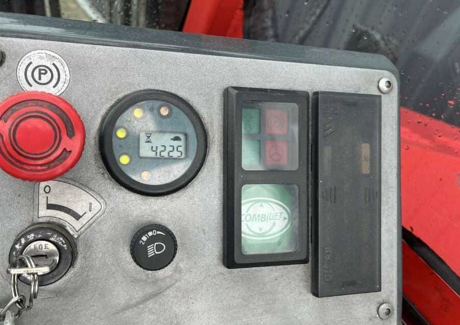 Combilift C2500CBE - Bočni utovarivač: slika Combilift C2500CBE - Bočni utovarivač Combilift C2500CBE - Bočni utovarivač: slika Combilift C2500CBE - Bočni utovarivač