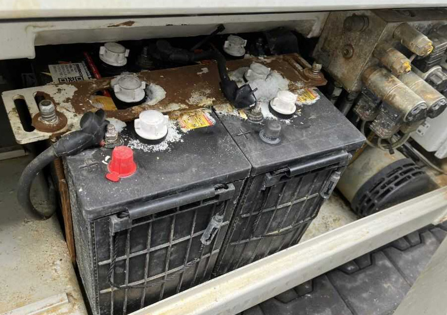 Holland-Lift ECOSTAR HL-11812 - Škarasta podizna platforma: slika Holland-Lift ECOSTAR HL-11812 - Škarasta podizna platforma Holland-Lift ECOSTAR HL-11812 - Škarasta podizna platforma: slika Holland-Lift ECOSTAR HL-11812 - Škarasta podizna platforma