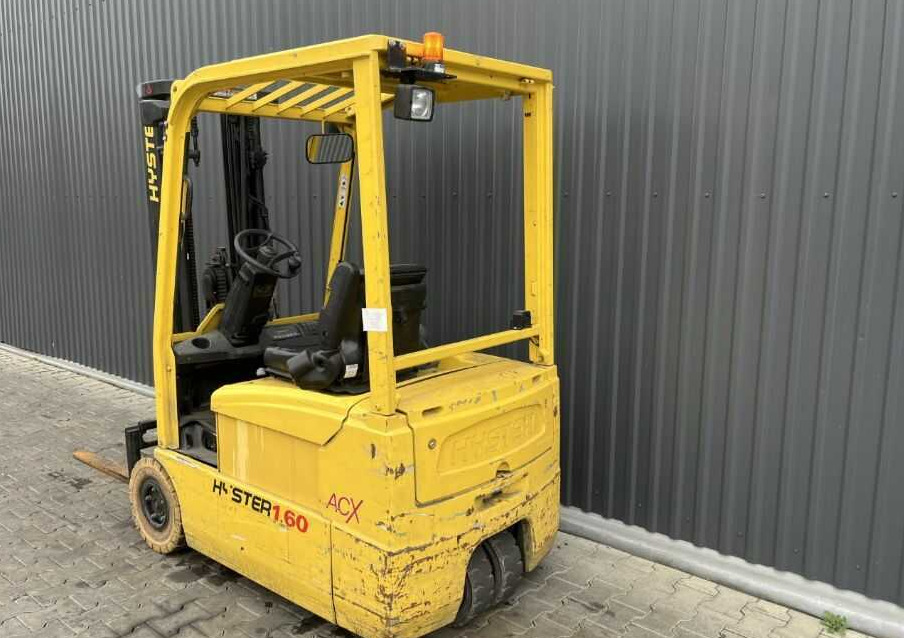 Hyster J1.6XMT - Električni viličar: slika Hyster J1.6XMT - Električni viličar Hyster J1.6XMT - Električni viličar: slika Hyster J1.6XMT - Električni viličar