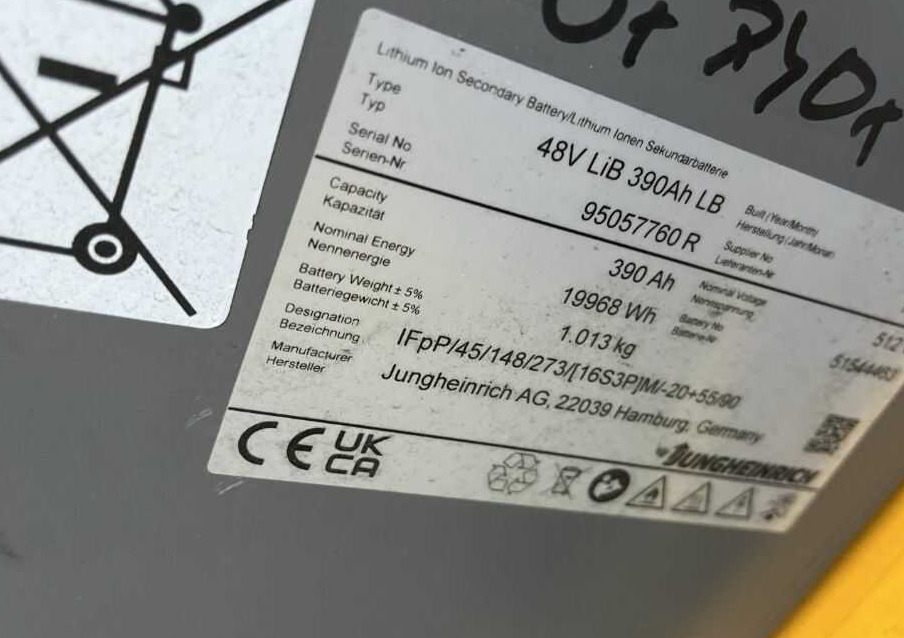 Jungheinrich EFG220 - Električni viličar: slika Jungheinrich EFG220 - Električni viličar Jungheinrich EFG220 - Električni viličar: slika Jungheinrich EFG220 - Električni viličar