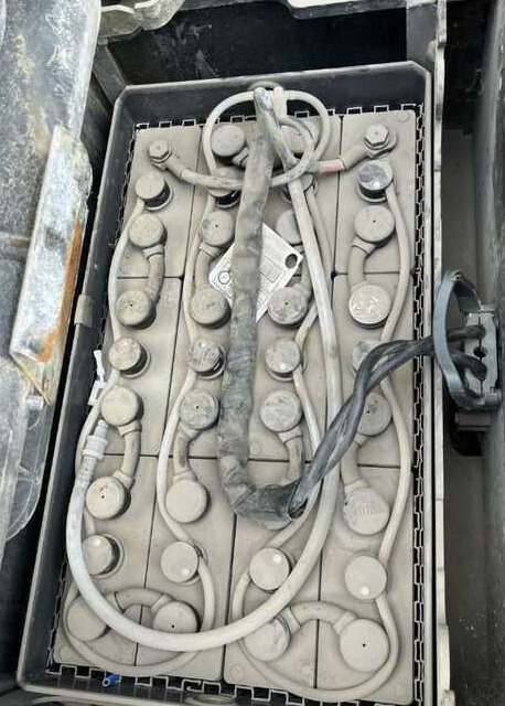 Linde D12SP - Slagač stoga: slika Linde D12SP - Slagač stoga Linde D12SP - Slagač stoga: slika Linde D12SP - Slagač stoga