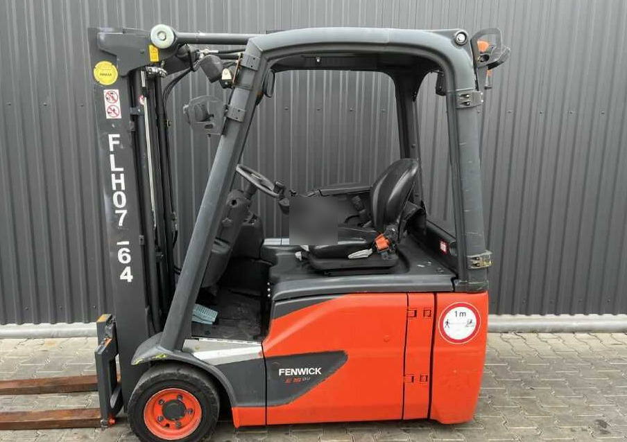 Linde E16-02 - Električni viličar: slika Linde E16-02 - Električni viličar Linde E16-02 - Električni viličar: slika Linde E16-02 - Električni viličar