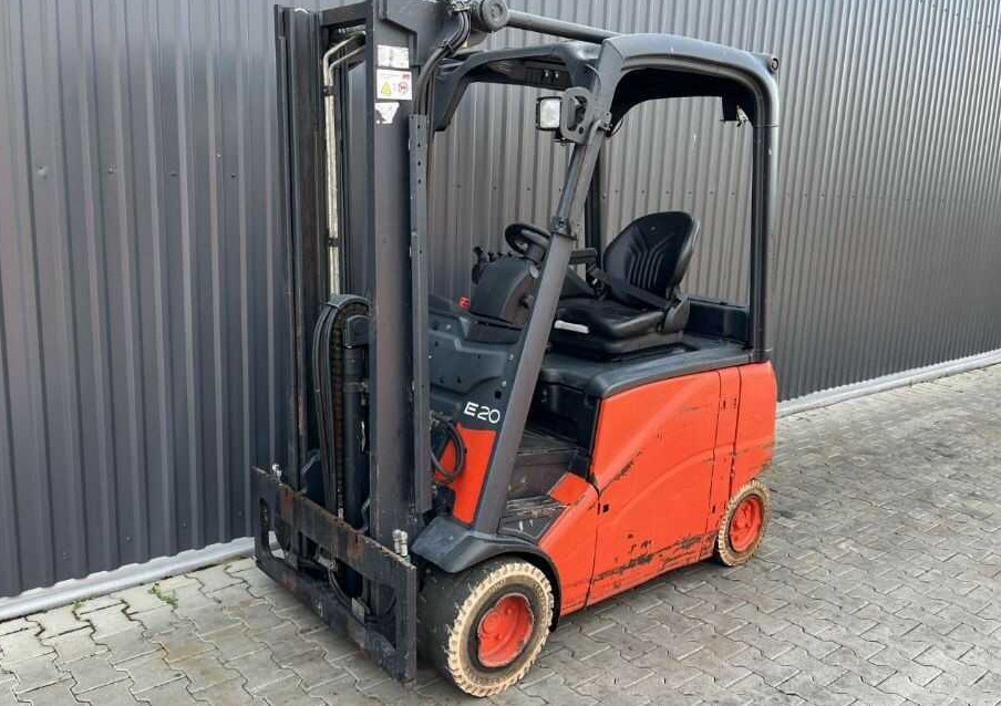 Linde E20PH - Električni viličar: slika Linde E20PH - Električni viličar Linde E20PH - Električni viličar: slika Linde E20PH - Električni viličar