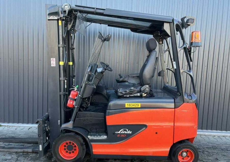 Linde E30RHL/600 - Električni viličar: slika Linde E30RHL/600 - Električni viličar Linde E30RHL/600 - Električni viličar: slika Linde E30RHL/600 - Električni viličar