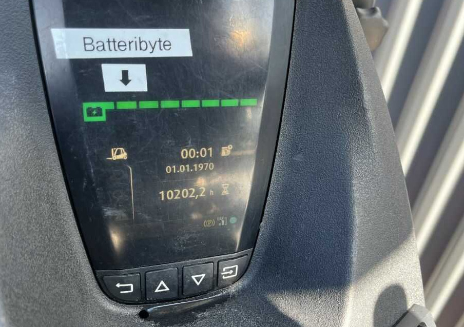 Električni viličar Linde E35RHL-01: slika Električni viličar Linde E35RHL-01