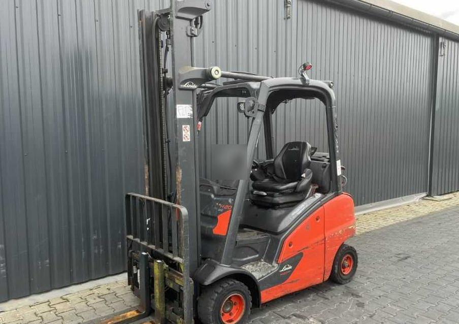 Linde H20T-01 - Plinski viličar: slika Linde H20T-01 - Plinski viličar Linde H20T-01 - Plinski viličar: slika Linde H20T-01 - Plinski viličar