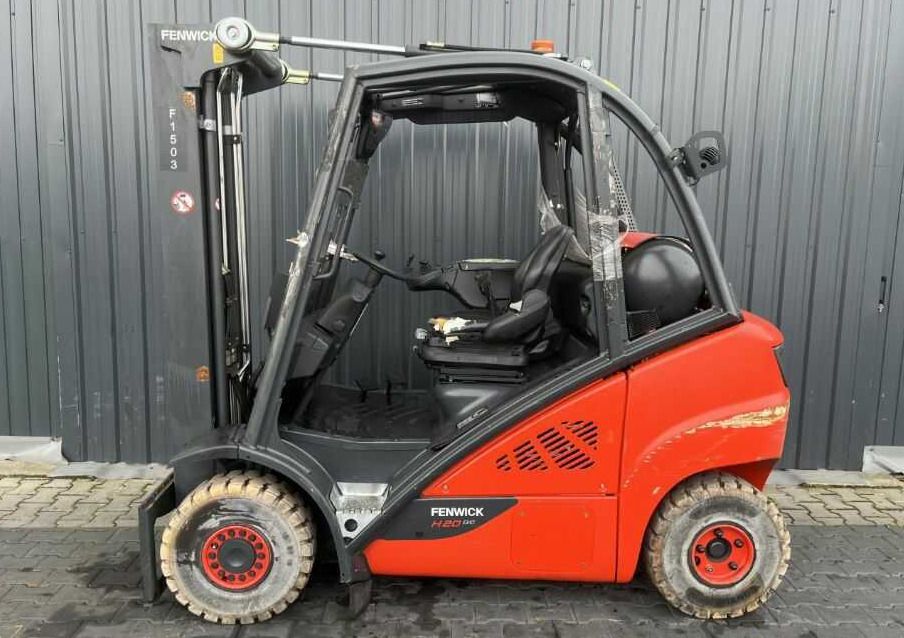 Linde H20T-02/600 - Plinski viličar: slika Linde H20T-02/600 - Plinski viličar Linde H20T-02/600 - Plinski viličar: slika Linde H20T-02/600 - Plinski viličar