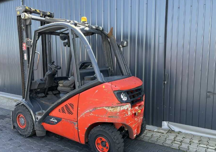 Linde H25D-02/600 - Diesel viličar: slika Linde H25D-02/600 - Diesel viličar Linde H25D-02/600 - Diesel viličar: slika Linde H25D-02/600 - Diesel viličar