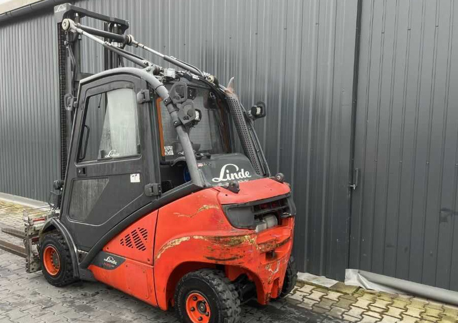 Linde H25T-02 - Plinski viličar: slika Linde H25T-02 - Plinski viličar Linde H25T-02 - Plinski viličar: slika Linde H25T-02 - Plinski viličar