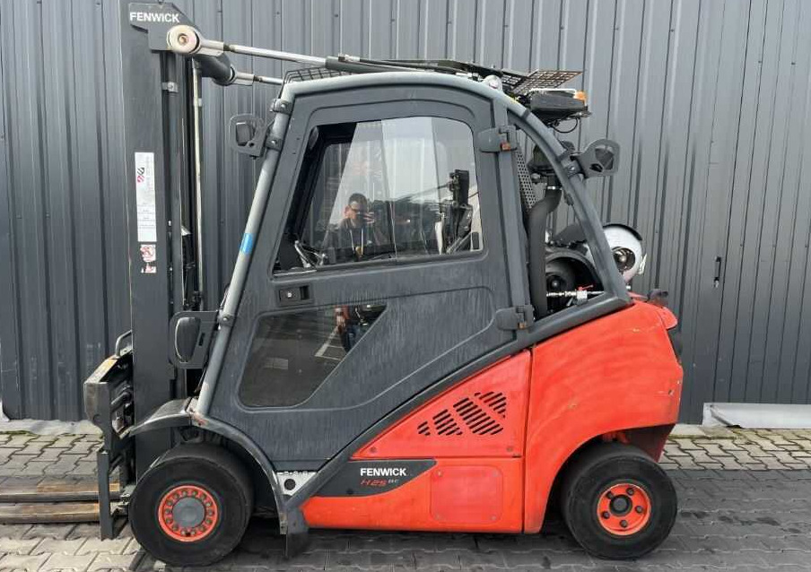 Linde H25T-02 - Plinski viličar: slika Linde H25T-02 - Plinski viličar Linde H25T-02 - Plinski viličar: slika Linde H25T-02 - Plinski viličar