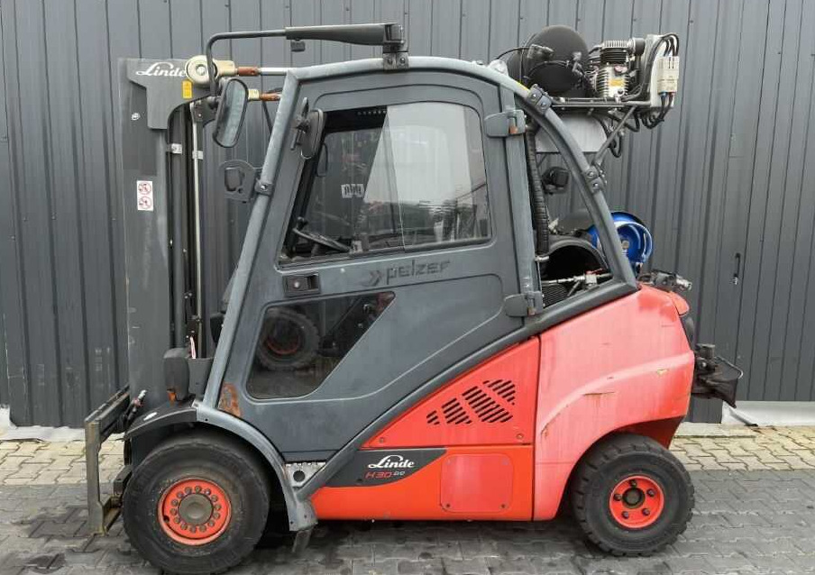 Linde H30T-02 - Plinski viličar: slika Linde H30T-02 - Plinski viličar Linde H30T-02 - Plinski viličar: slika Linde H30T-02 - Plinski viličar