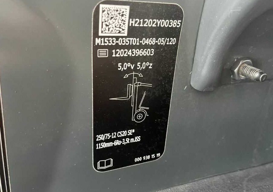 Linde H35T-01 - Plinski viličar: slika  Linde H35T-01 - Plinski viličar Linde H35T-01 - Plinski viličar: slika  Linde H35T-01 - Plinski viličar