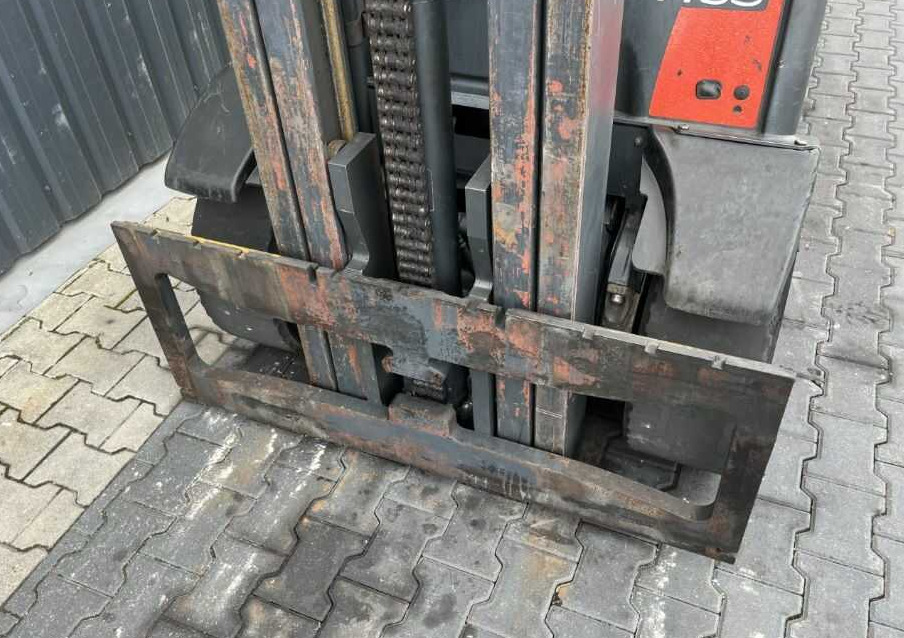 Plinski viličar Linde H35T-01: slika Plinski viličar Linde H35T-01