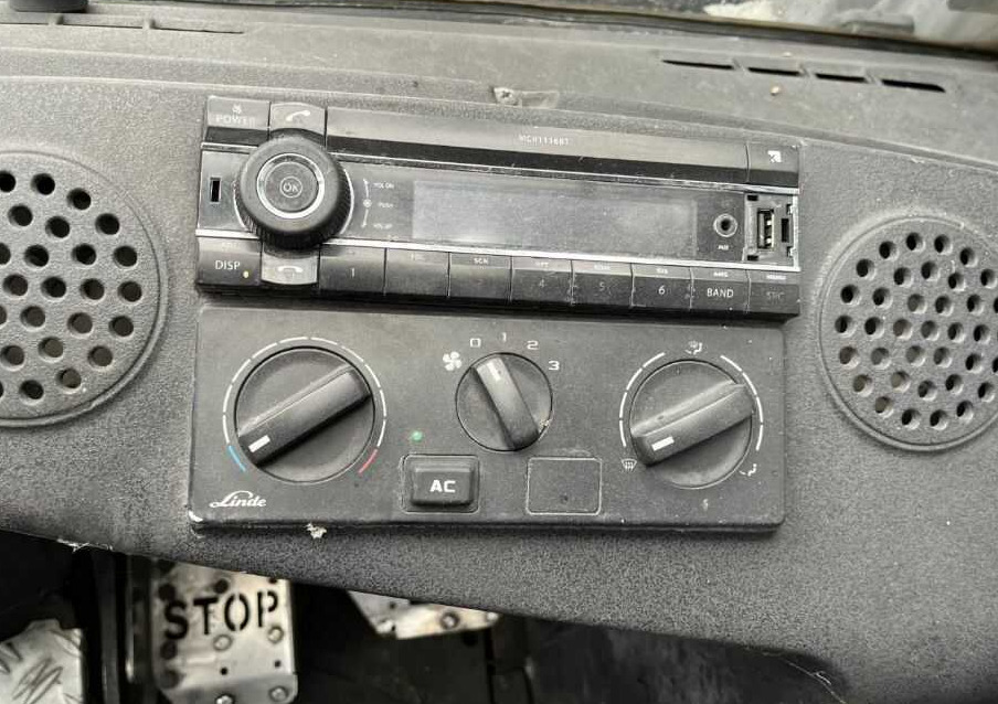 Linde H40T-02 - Plinski viličar: slika Linde H40T-02 - Plinski viličar Linde H40T-02 - Plinski viličar: slika Linde H40T-02 - Plinski viličar