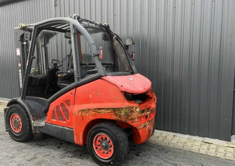 Linde H50D-01 - Diesel viličar: slika Linde H50D-01 - Diesel viličar Linde H50D-01 - Diesel viličar: slika Linde H50D-01 - Diesel viličar