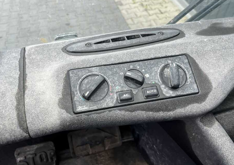 Diesel viličar Linde H70D-03: slika Diesel viličar Linde H70D-03