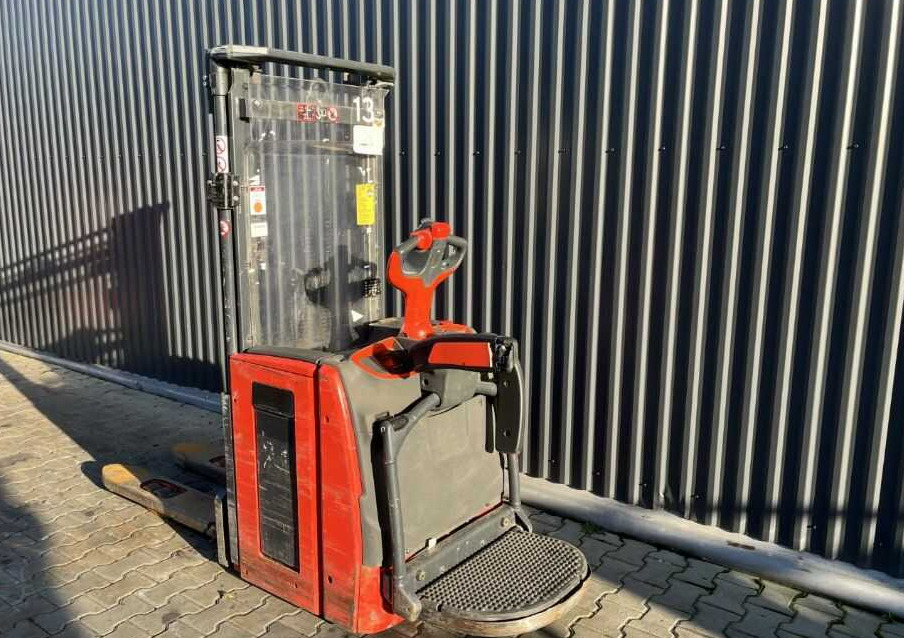 Linde L14AP - Slagač stoga: slika Linde L14AP - Slagač stoga Linde L14AP - Slagač stoga: slika Linde L14AP - Slagač stoga