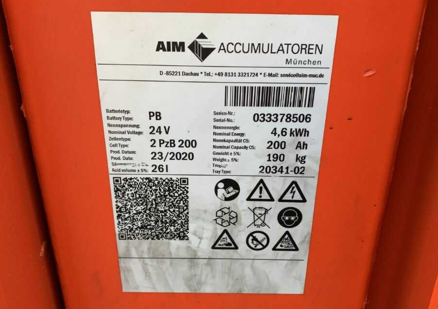 Linde P20 - Vučni traktor: slika  Linde P20 - Vučni traktor Linde P20 - Vučni traktor: slika  Linde P20 - Vučni traktor