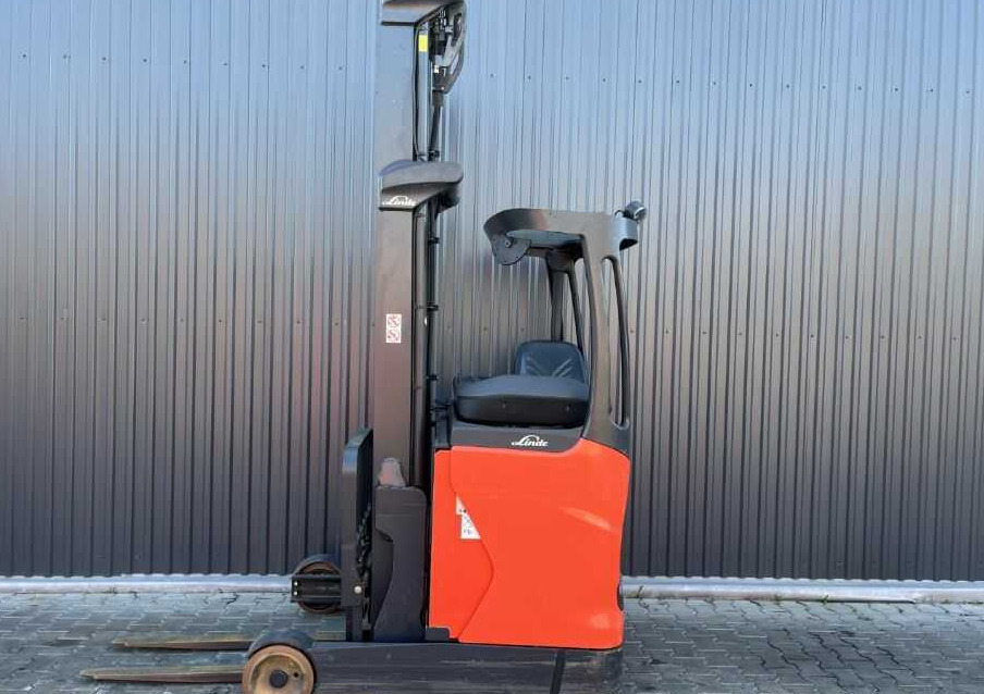 Linde R12B - Regalni viličar: slika Linde R12B - Regalni viličar Linde R12B - Regalni viličar: slika Linde R12B - Regalni viličar