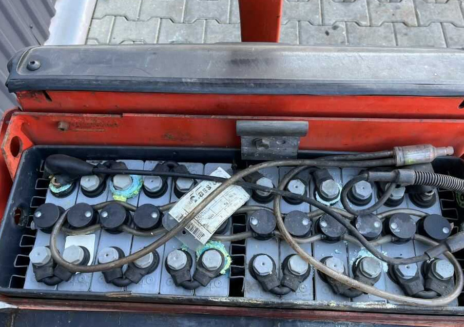 Linde T16 - Paletni viličar: slika Linde T16 - Paletni viličar Linde T16 - Paletni viličar: slika Linde T16 - Paletni viličar