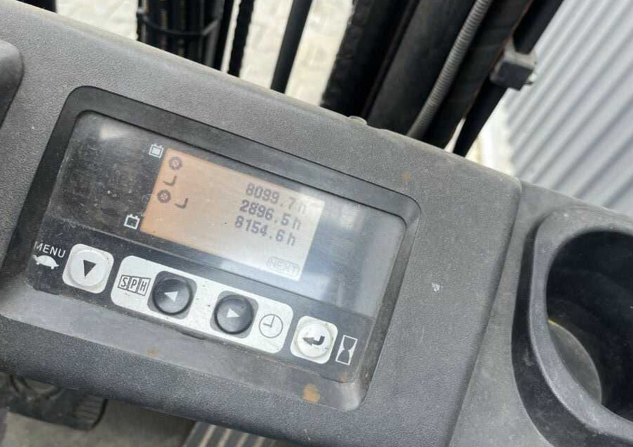 Toyota 8FBET15 - Električni viličar: slika Toyota 8FBET15 - Električni viličar Toyota 8FBET15 - Električni viličar: slika Toyota 8FBET15 - Električni viličar