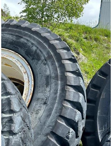 Bridgestone 30.00R51 - Gume i felge: slika Bridgestone 30.00R51 - Gume i felge Bridgestone 30.00R51 - Gume i felge: slika Bridgestone 30.00R51 - Gume i felge