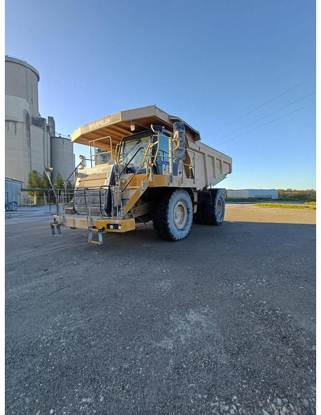 Caterpillar 775F - Istovarivač: slika Caterpillar 775F - Istovarivač Caterpillar 775F - Istovarivač: slika Caterpillar 775F - Istovarivač