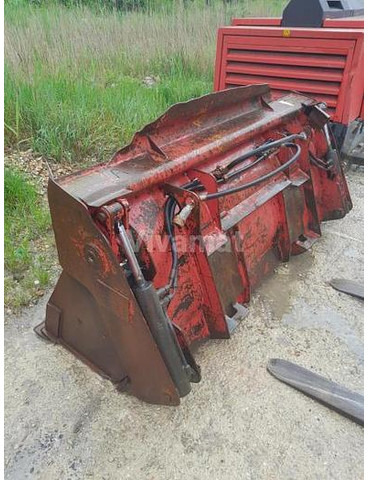 Caterpillar 908 - Korpa: slika Caterpillar 908 - Korpa Caterpillar 908 - Korpa: slika Caterpillar 908 - Korpa