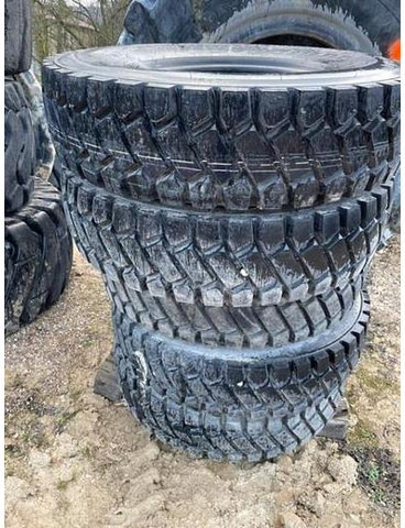 DUNLOP 12.00R20 SP931 - Gume i felge: slika DUNLOP 12.00R20 SP931 - Gume i felge DUNLOP 12.00R20 SP931 - Gume i felge: slika DUNLOP 12.00R20 SP931 - Gume i felge
