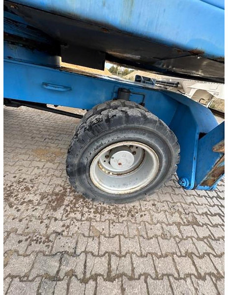 Fuchs MHL360 - Utovarivač na kotačima: slika Fuchs MHL360 - Utovarivač na kotačima Fuchs MHL360 - Utovarivač na kotačima: slika Fuchs MHL360 - Utovarivač na kotačima