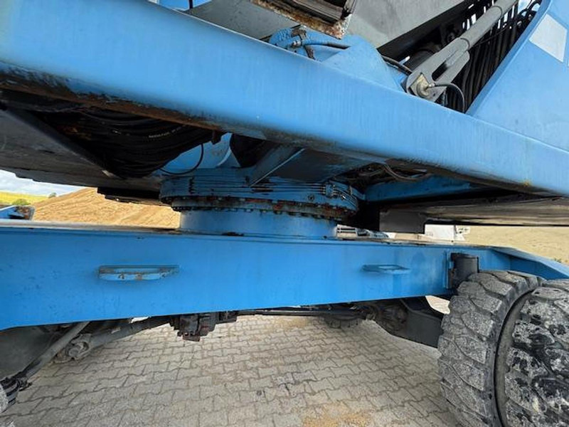 Fuchs MHL360 - Utovarivač na kotačima: slika Fuchs MHL360 - Utovarivač na kotačima Fuchs MHL360 - Utovarivač na kotačima: slika Fuchs MHL360 - Utovarivač na kotačima