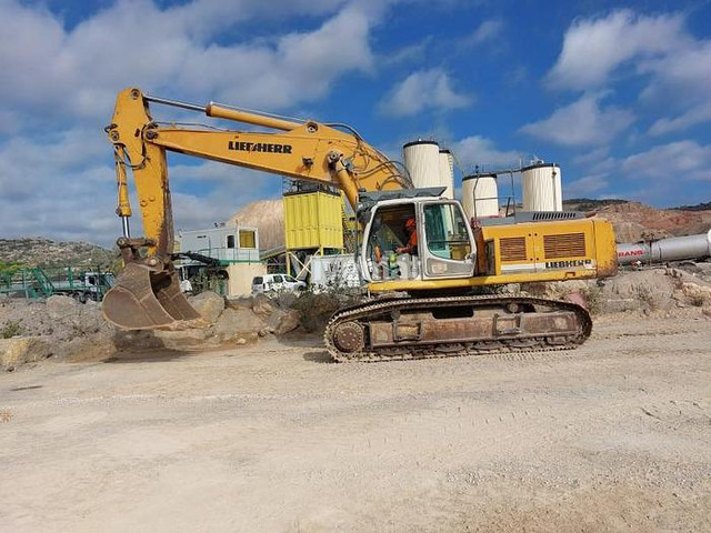 Liebherr R954CHD Li - Građevinski strojevi: slika Liebherr R954CHD Li - Građevinski strojevi Liebherr R954CHD Li - Građevinski strojevi: slika Liebherr R954CHD Li - Građevinski strojevi