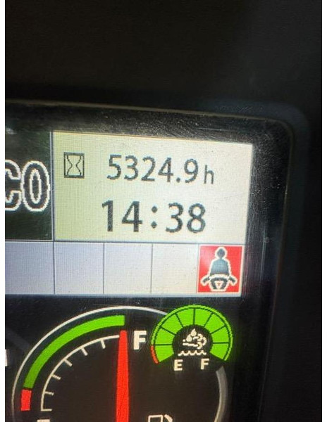 Hitachi ZX225USLC-6 - Bager gusjeničar: slika Hitachi ZX225USLC-6 - Bager gusjeničar Hitachi ZX225USLC-6 - Bager gusjeničar: slika Hitachi ZX225USLC-6 - Bager gusjeničar