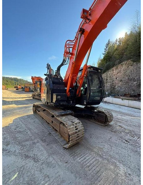 Hitachi ZX225USLC-6 - Bager gusjeničar: slika Hitachi ZX225USLC-6 - Bager gusjeničar Hitachi ZX225USLC-6 - Bager gusjeničar: slika Hitachi ZX225USLC-6 - Bager gusjeničar