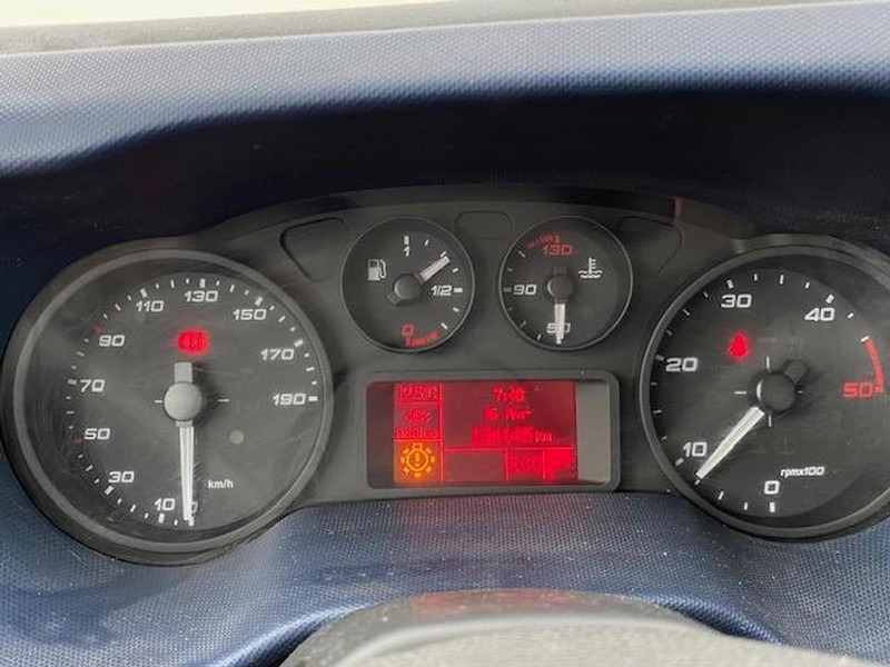 Iveco 35C18 - Kiper: slika Iveco 35C18 - Kiper Iveco 35C18 - Kiper: slika Iveco 35C18 - Kiper