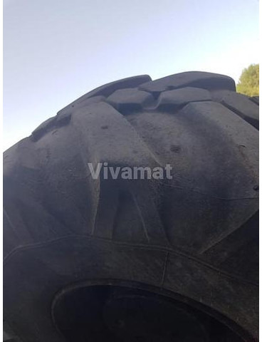 Michelin 18R19.5XF - Gume i felge: slika Michelin 18R19.5XF - Gume i felge Michelin 18R19.5XF - Gume i felge: slika Michelin 18R19.5XF - Gume i felge