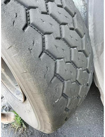 ROUE BRIDGESTONE 65R22.5 M748 - Gume i felge: slika ROUE BRIDGESTONE 65R22.5 M748 - Gume i felge ROUE BRIDGESTONE 65R22.5 M748 - Gume i felge: slika ROUE BRIDGESTONE 65R22.5 M748 - Gume i felge