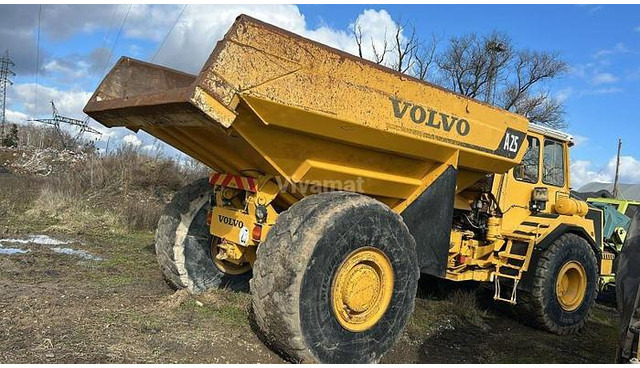 Volvo A 25 B - Zglobni istovarivač: slika Volvo A 25 B - Zglobni istovarivač Volvo A 25 B - Zglobni istovarivač: slika Volvo A 25 B - Zglobni istovarivač