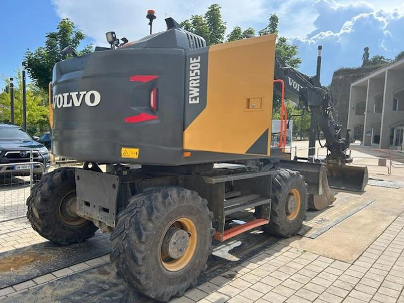 Volvo EWR150E - Bager na kotačima: slika Volvo EWR150E - Bager na kotačima Volvo EWR150E - Bager na kotačima: slika Volvo EWR150E - Bager na kotačima