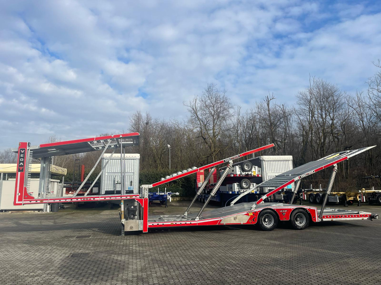 Vega Trailer 2 Axle Jeep Transporter (Vehicles) - Poluprikolica za prijevoz automobila: slika Vega Trailer 2 Axle Jeep Transporter (Vehicles) - Poluprikolica za prijevoz automobila Vega Trailer 2 Axle Jeep Transporter (Vehicles) - Poluprikolica za prijevoz automobila: slika Vega Trailer 2 Axle Jeep Transporter (Vehicles) - Poluprikolica za prijevoz automobila
