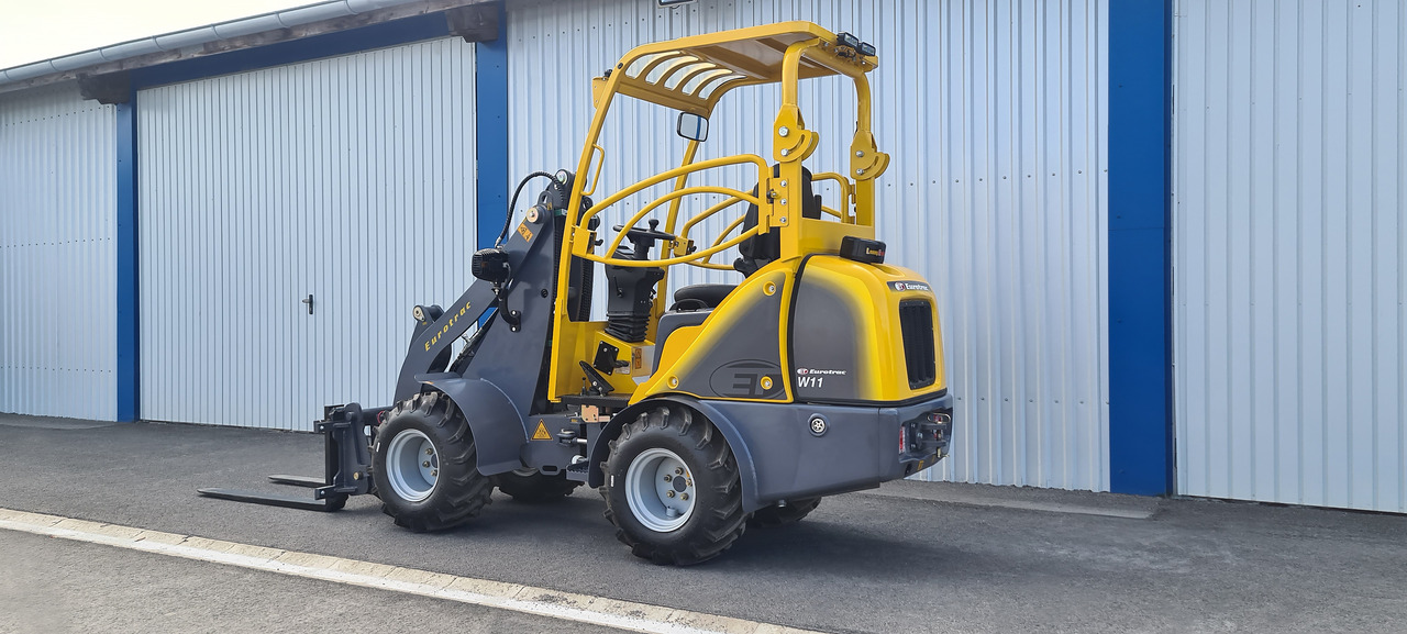 Eurotrac W11 Radlader Hoflader - Zglobni utovarivač: slika Eurotrac W11 Radlader Hoflader - Zglobni utovarivač Eurotrac W11 Radlader Hoflader - Zglobni utovarivač: slika Eurotrac W11 Radlader Hoflader - Zglobni utovarivač