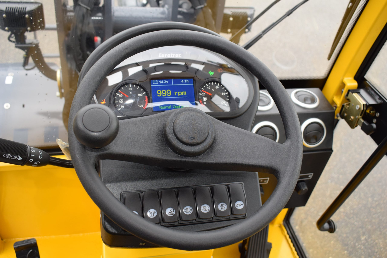 Eurotrac W13 Radlader Hoflader - Zglobni utovarivač: slika Eurotrac W13 Radlader Hoflader - Zglobni utovarivač Eurotrac W13 Radlader Hoflader - Zglobni utovarivač: slika Eurotrac W13 Radlader Hoflader - Zglobni utovarivač