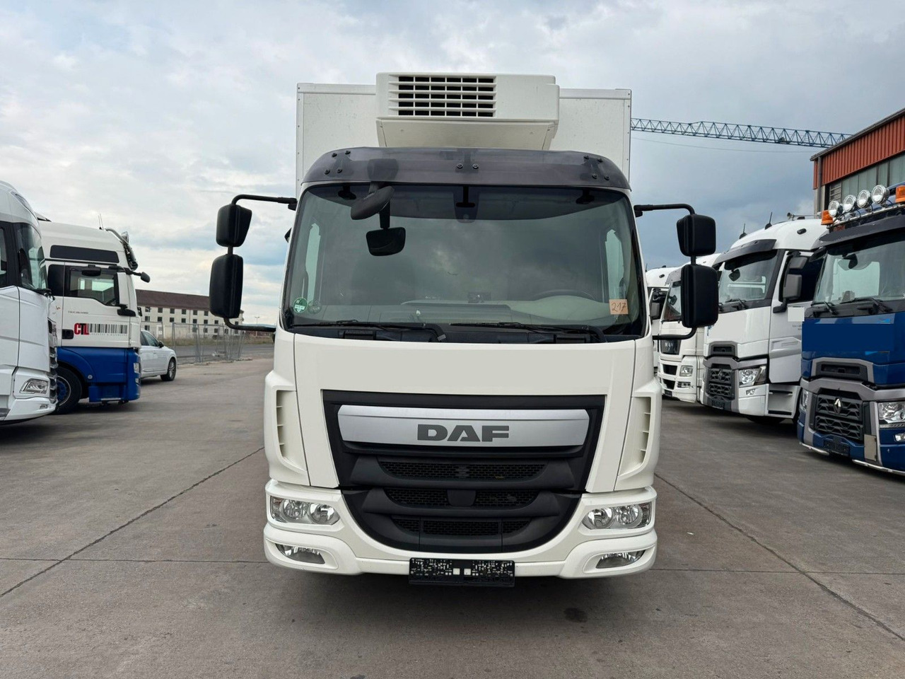 DAF LF 210 * THERMO-KING * TIEFKÜHL * LBW 1,5 TON * - Dostavno vozilo hladnjača: slika DAF LF 210 * THERMO-KING * TIEFKÜHL * LBW 1,5 TON * - Dostavno vozilo hladnjača DAF LF 210 * THERMO-KING * TIEFKÜHL * LBW 1,5 TON * - Dostavno vozilo hladnjača: slika DAF LF 210 * THERMO-KING * TIEFKÜHL * LBW 1,5 TON * - Dostavno vozilo hladnjača