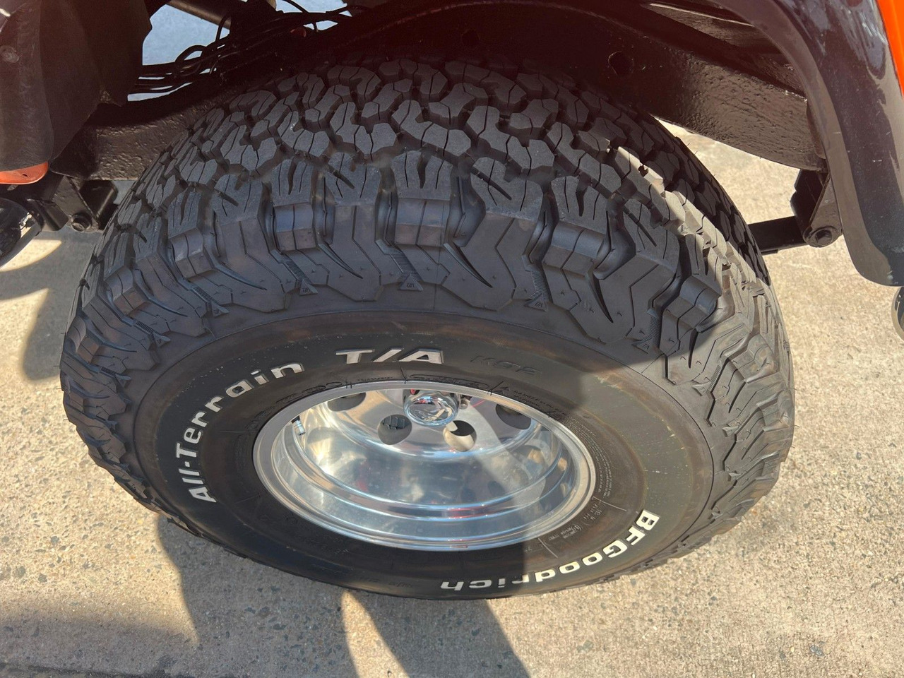 SUV Jeep Wrangler  * V8 UMBAU * OLDTIMER * TOP *: slika SUV Jeep Wrangler  * V8 UMBAU * OLDTIMER * TOP *
