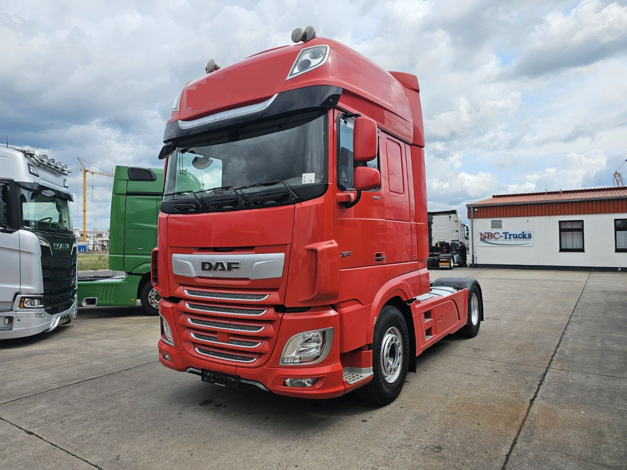 DAF XF 450 FT * STANDKLIMA &-HEIZUNG * ACC * 2X TANK - Tegljač: slika DAF XF 450 FT * STANDKLIMA &-HEIZUNG * ACC * 2X TANK - Tegljač DAF XF 450 FT * STANDKLIMA &-HEIZUNG * ACC * 2X TANK - Tegljač: slika DAF XF 450 FT * STANDKLIMA &-HEIZUNG * ACC * 2X TANK - Tegljač