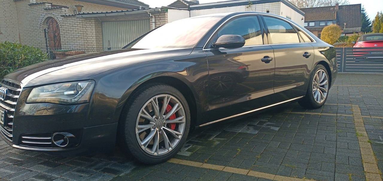 Audi A8 4.2 TDI tiptronic quattro - Limuzina: slika Audi A8 4.2 TDI tiptronic quattro - Limuzina Audi A8 4.2 TDI tiptronic quattro - Limuzina: slika Audi A8 4.2 TDI tiptronic quattro - Limuzina